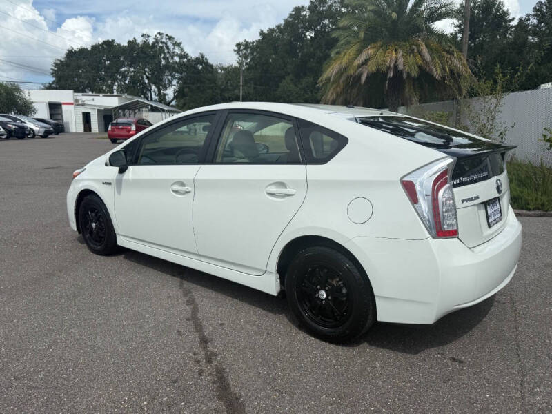 2012 Toyota Prius Two