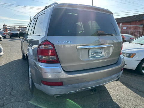 2007 Mercedes-Benz GL-Class for sale at Auto Link Seattle in Seattle WA