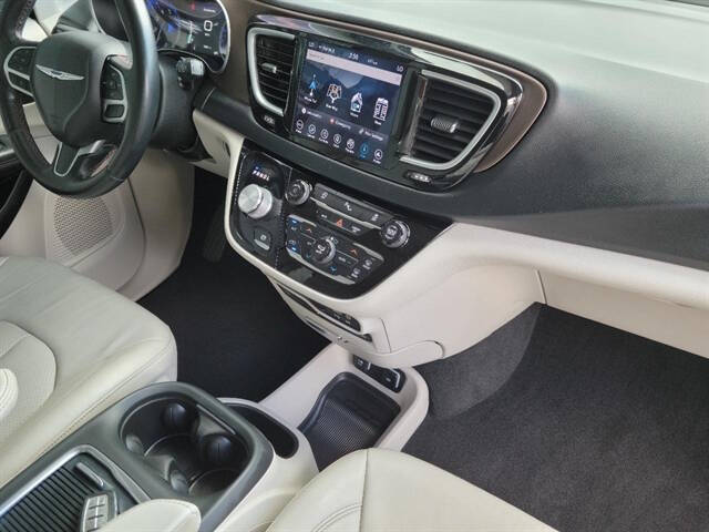 2018 Chrysler Pacifica Touring L Plus
