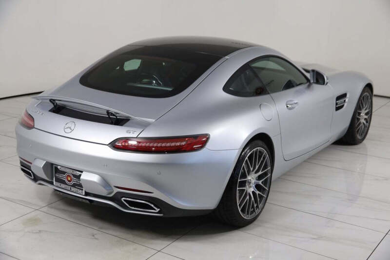 2017 Mercedes-Benz AMG GT