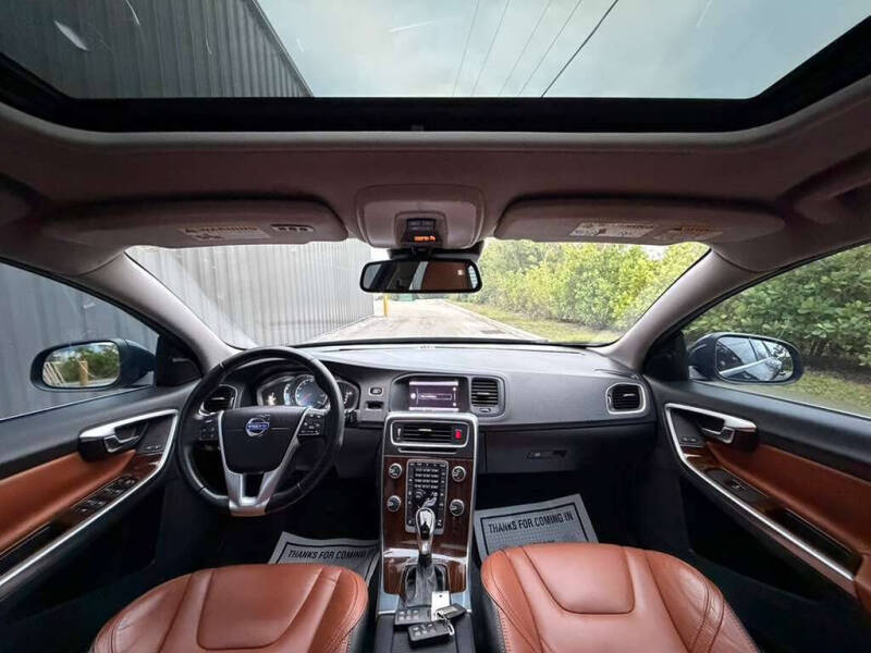 2014 Volvo S60 T5 Platinum