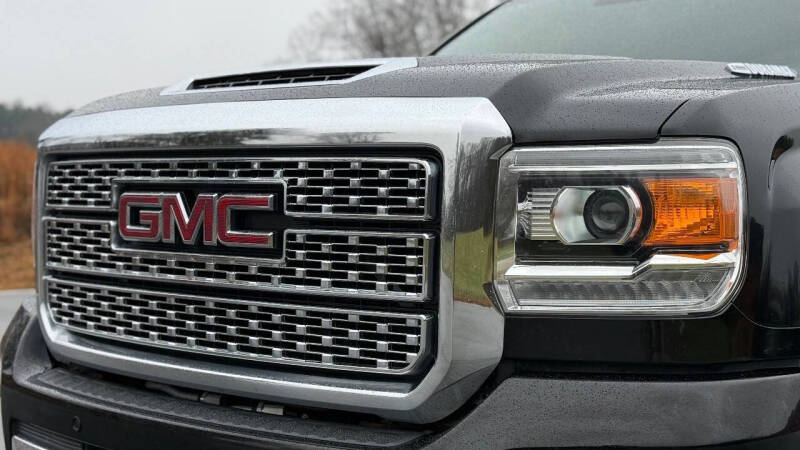 2019 GMC Sierra 3500HD Denali
