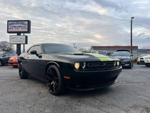 2015 Dodge Challenger SXT