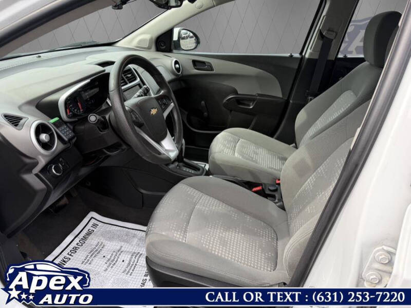 2020 Chevrolet Sonic LT