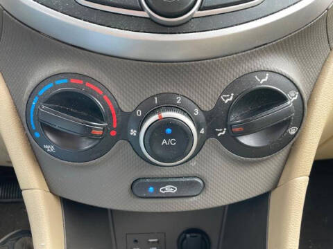 2014 Hyundai Accent GLS