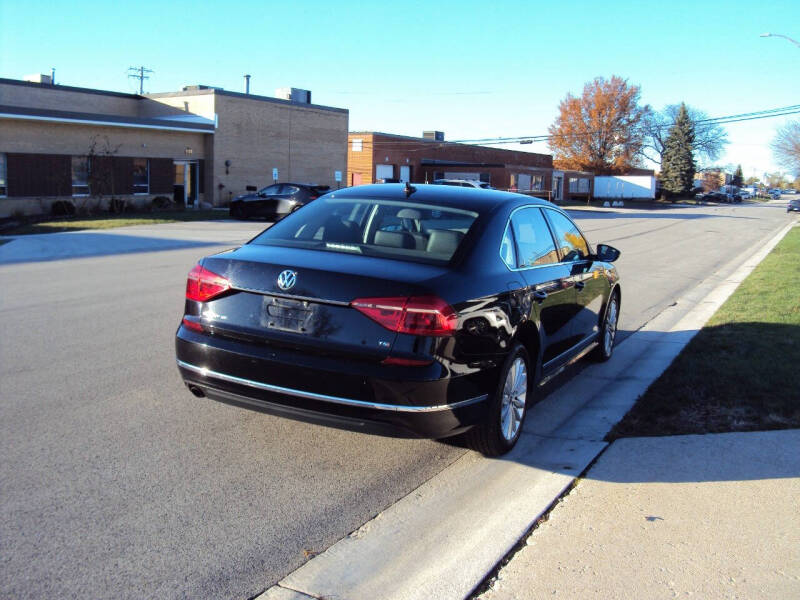 2016 Volkswagen Passat SE photo 7