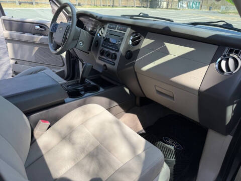 2011 Ford Expedition XLT