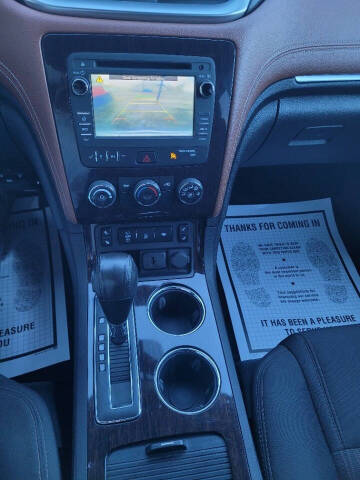 2017 Chevrolet Traverse LT