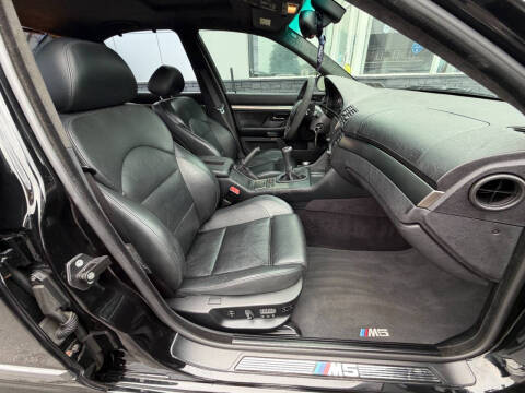 2003 BMW M5