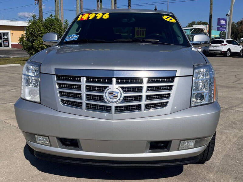 2011 Cadillac Escalade Premium