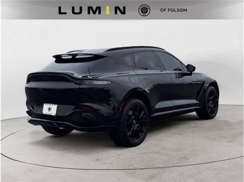 2021 Aston Martin DBX