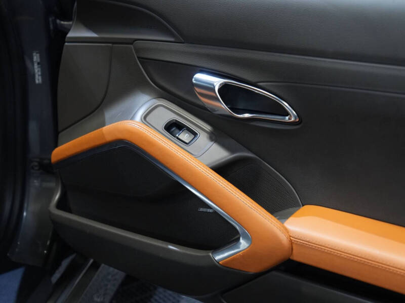 2014 Porsche Cayman