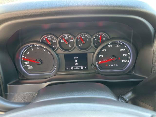 2022 Chevrolet Silverado 1500 Custom