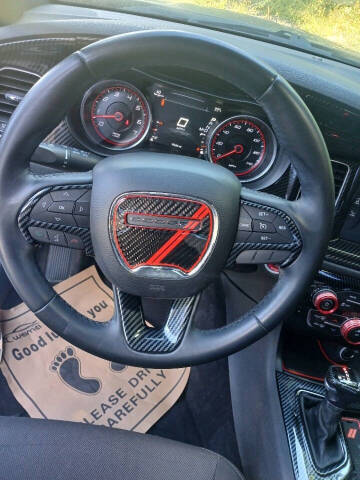 2017 Dodge Charger SE