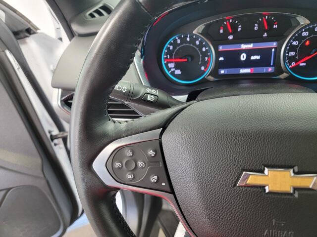 2022 Chevrolet Traverse LT Leather