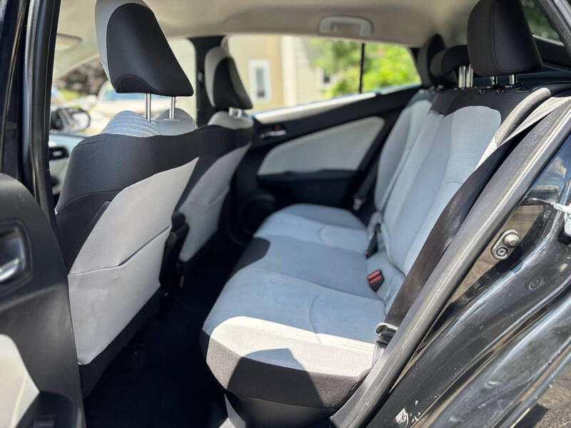 2016 Toyota Prius Two