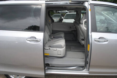 2012 Toyota Sienna Limited 7-Passenger