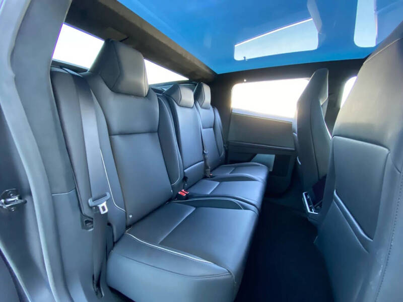 2024 Tesla Cybertruck