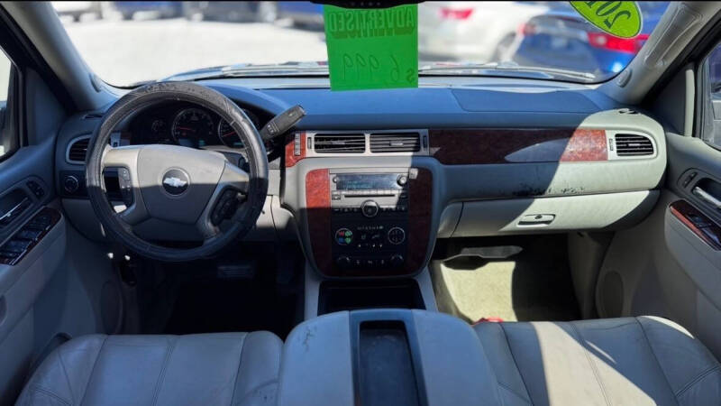 2013 Chevrolet Suburban LT