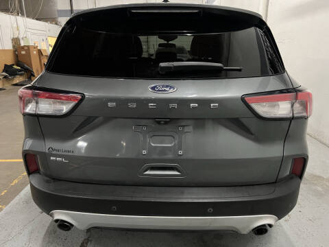 2022 Ford Escape SEL