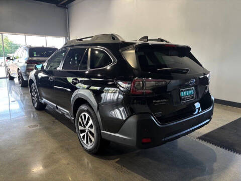 2023 Subaru Outback Premium