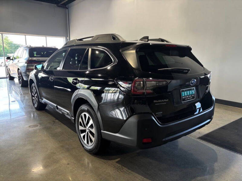 2023 Subaru Outback Premium