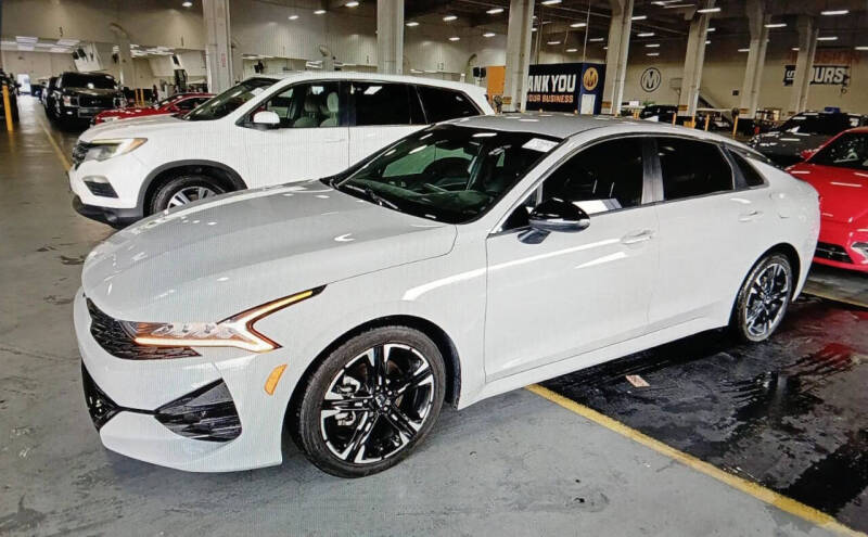 2022 Kia K5 GT-Line's photo