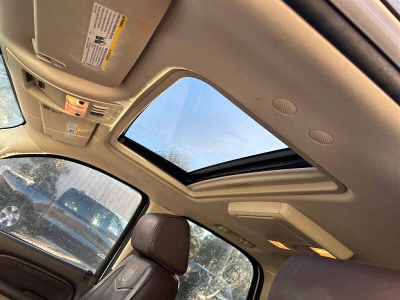 2013 Cadillac Escalade Platinum Edition