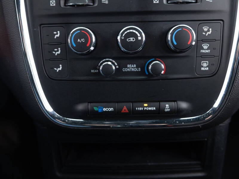 2017 Dodge Grand Caravan SE Plus