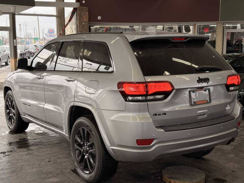 2019 Jeep Grand Cherokee Altitude