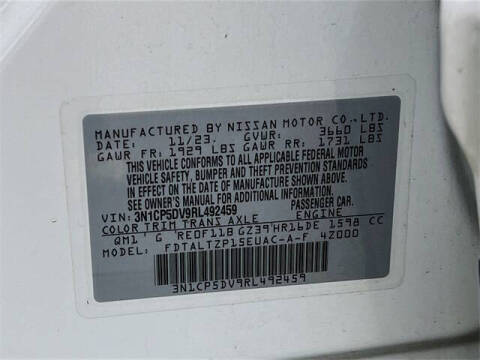 2024 Nissan Kicks SR