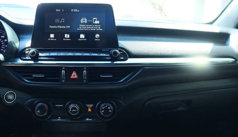 2021 Kia Forte GT Line