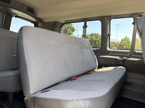 2017 Chevrolet Express LT 3500