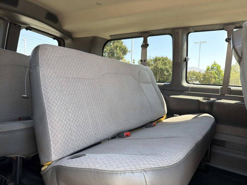 2017 Chevrolet Express LT 3500