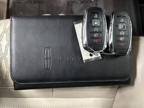 2019 Lincoln Navigator L Black Label