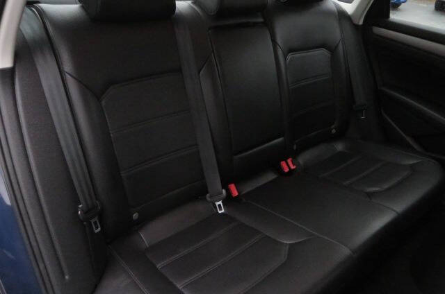 2015 Volkswagen Passat 1.8T Wolfsburg Edition