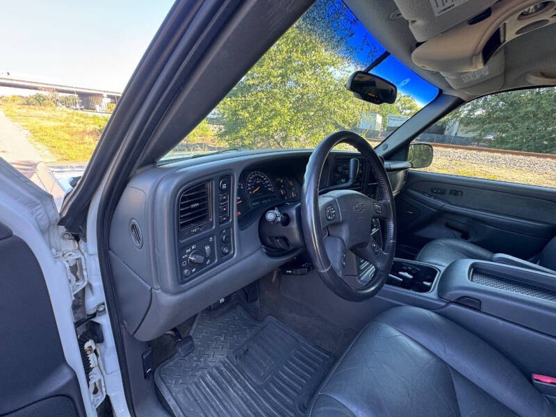 2003 Chevrolet Silverado 1500 LS