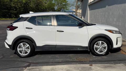 2021 Nissan Kicks S