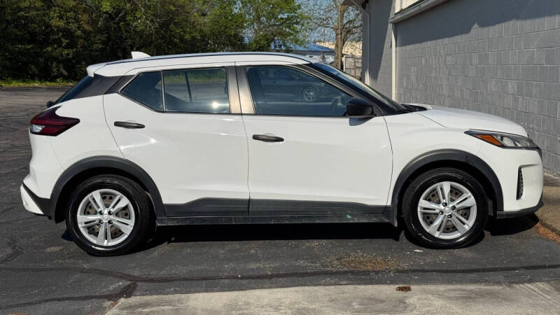 2021 Nissan Kicks S