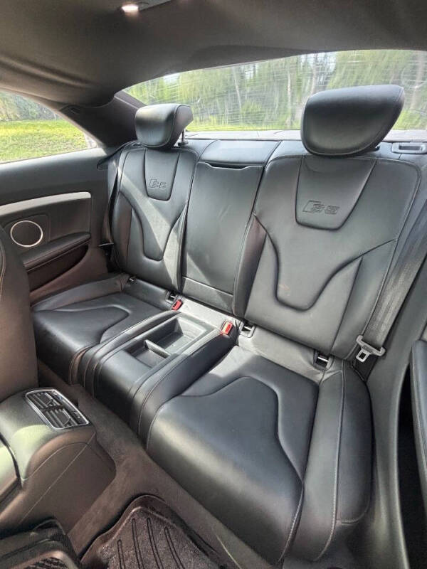2012 Audi S5 4.2 quattro Prestige