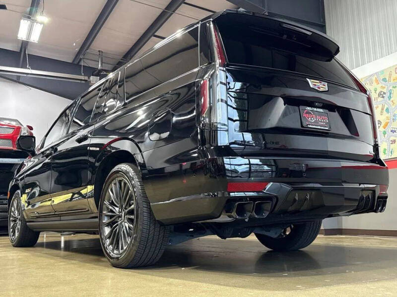 2023 Cadillac Escalade-V ESV