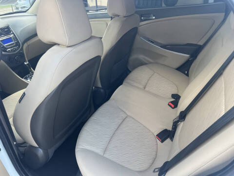 2014 Hyundai Accent GLS