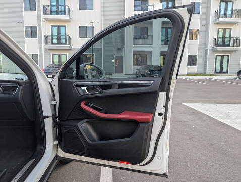 2018 Porsche Macan S