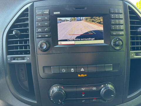 2017 Mercedes-Benz Metris Worker Cargo