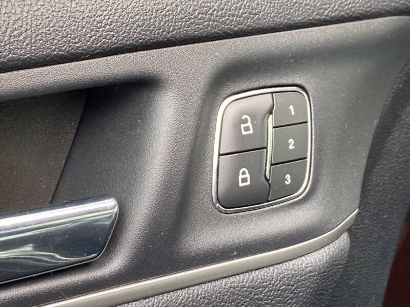2019 Lincoln MKC Select