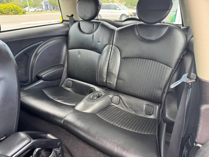 2013 MINI Hardtop Cooper