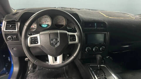2012 Dodge Challenger SXT