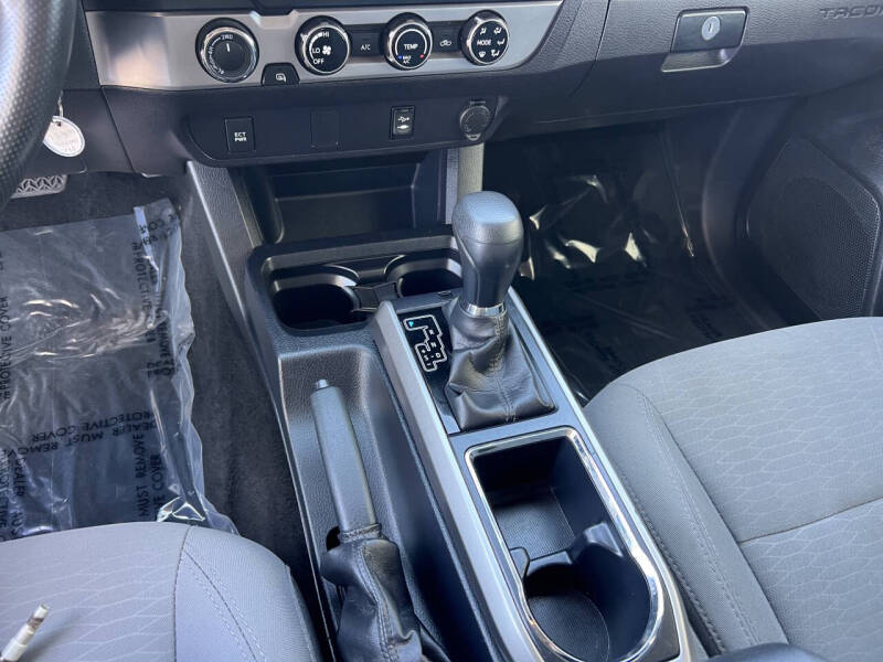 2017 Toyota Tacoma SR5 V6