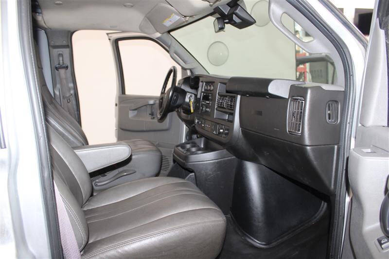 2020 GMC Savana 3500