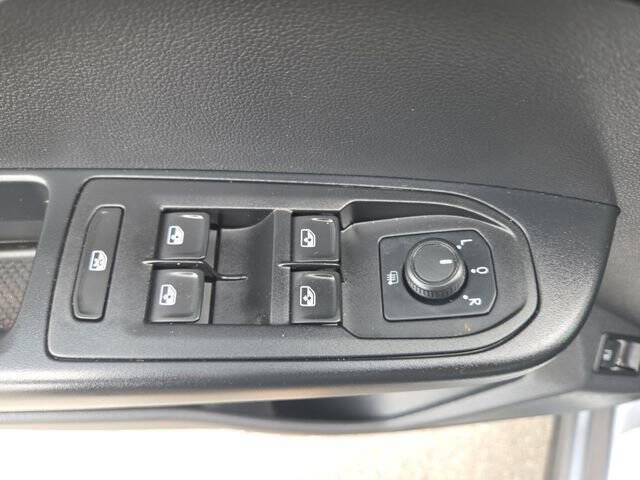 2022 Volkswagen Taos SE